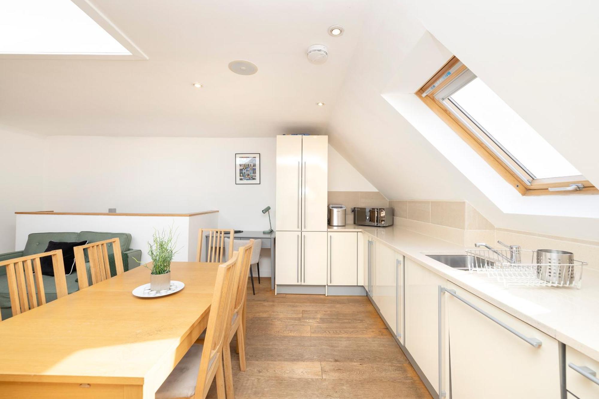 Joivy Superb Flats In The Heart Of Edinburgh Edimburgo Exterior foto